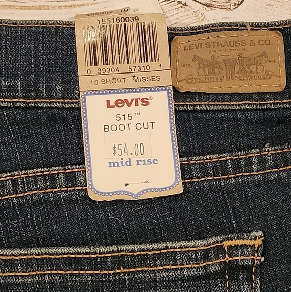Levi's 515 Bootcut Midrise Medium Wash Jeans Size 16 Short - Picture 8 of 12